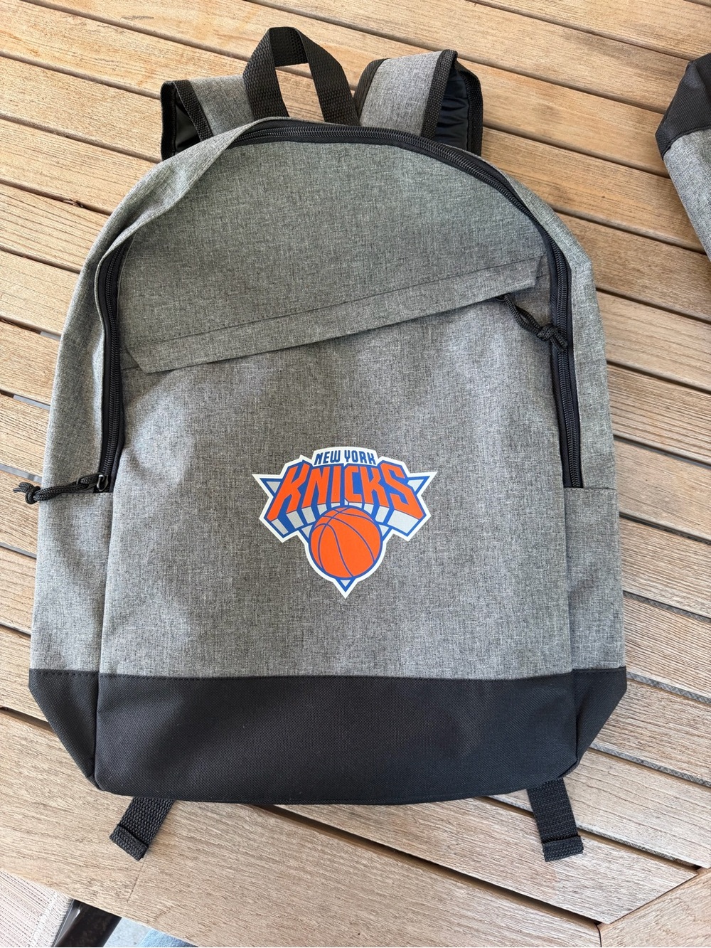 New York Knicks Gray & Black Backpack – Brand New